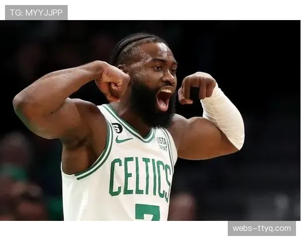 杰伦-布朗接受专访，谈论凯尔特人本赛季的团队化学与冠军心态